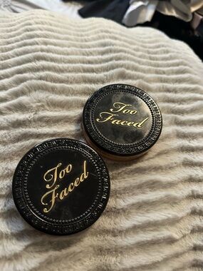 Too Faced Compact Duo in Black and Gold